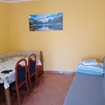 Golomeic Apartamento