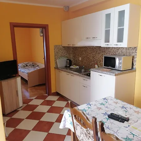 Golomeic Apartment