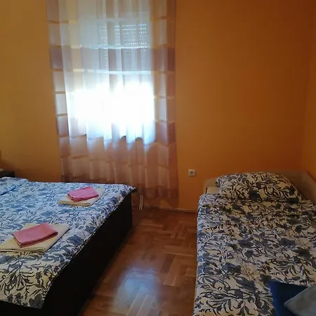 Golomeic Apartment *